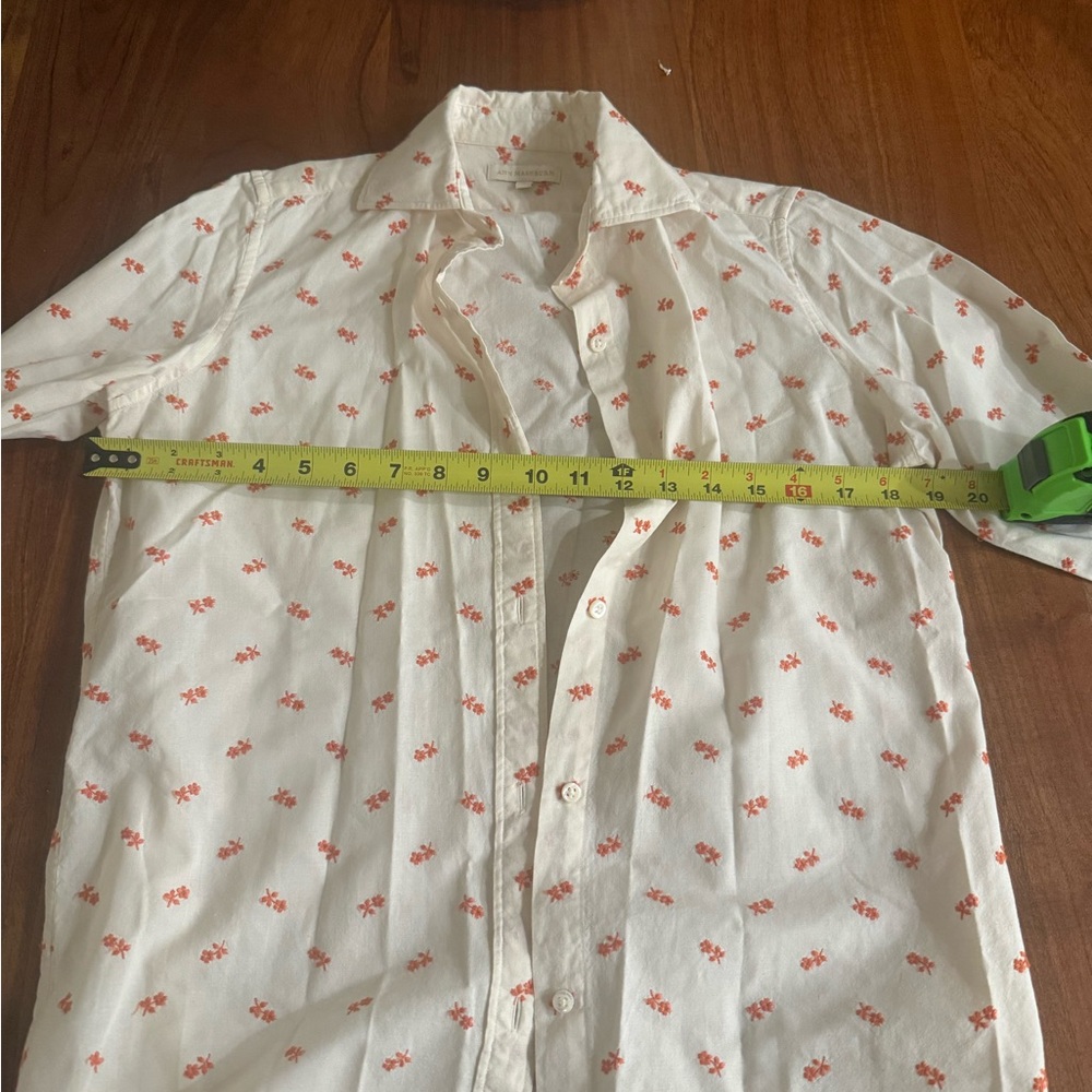 ANN MASHBURN Cream Button-Down Shirt with Red Floral Motif - Picture 3 of 3
